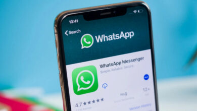 iPhone WhatsApp