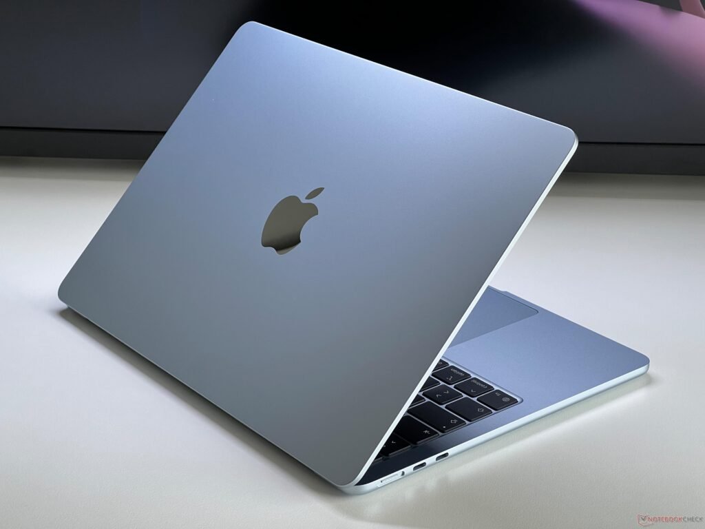 macbook air m4 1