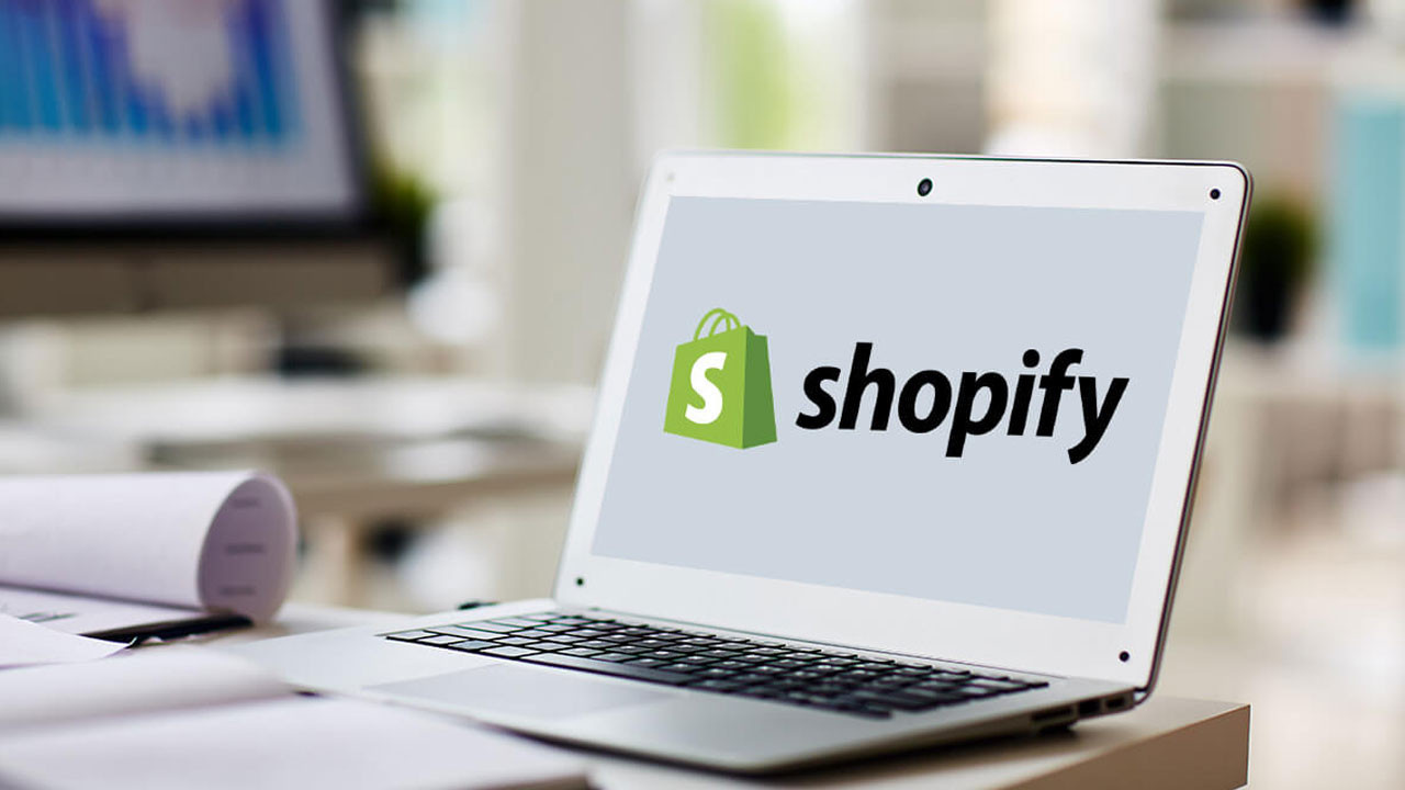 Shopify Kesinti Olayı: E-Ticaretin İş Akışını Alt Üst Etti