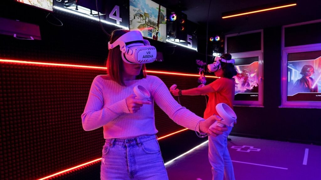 En İyi Güncel VR Gözlük Oyunları 2 vr room bolumunde arkadasinla